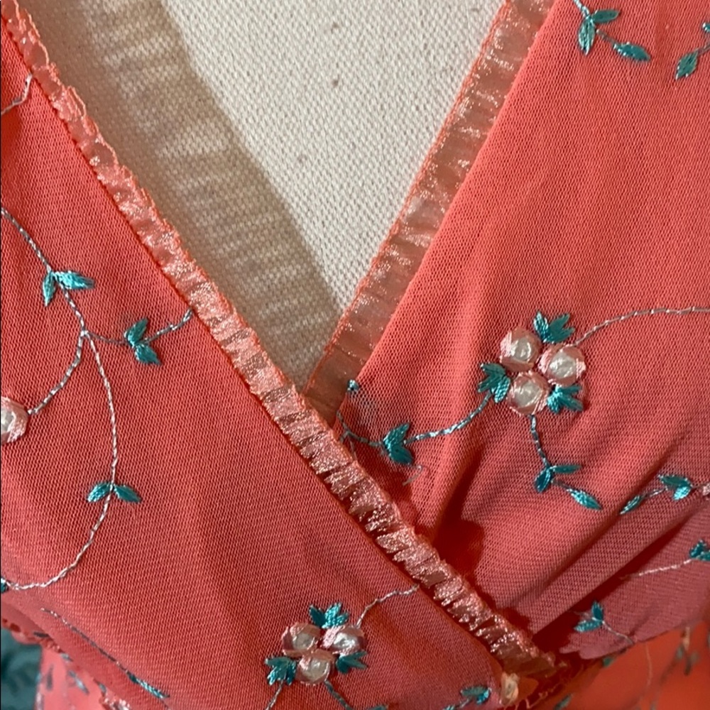 INC International Concepts peach top + free Capris - Picture 7 of 15